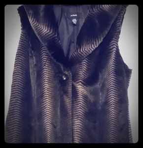 💲Brown Faux Fur Vest - Alfani